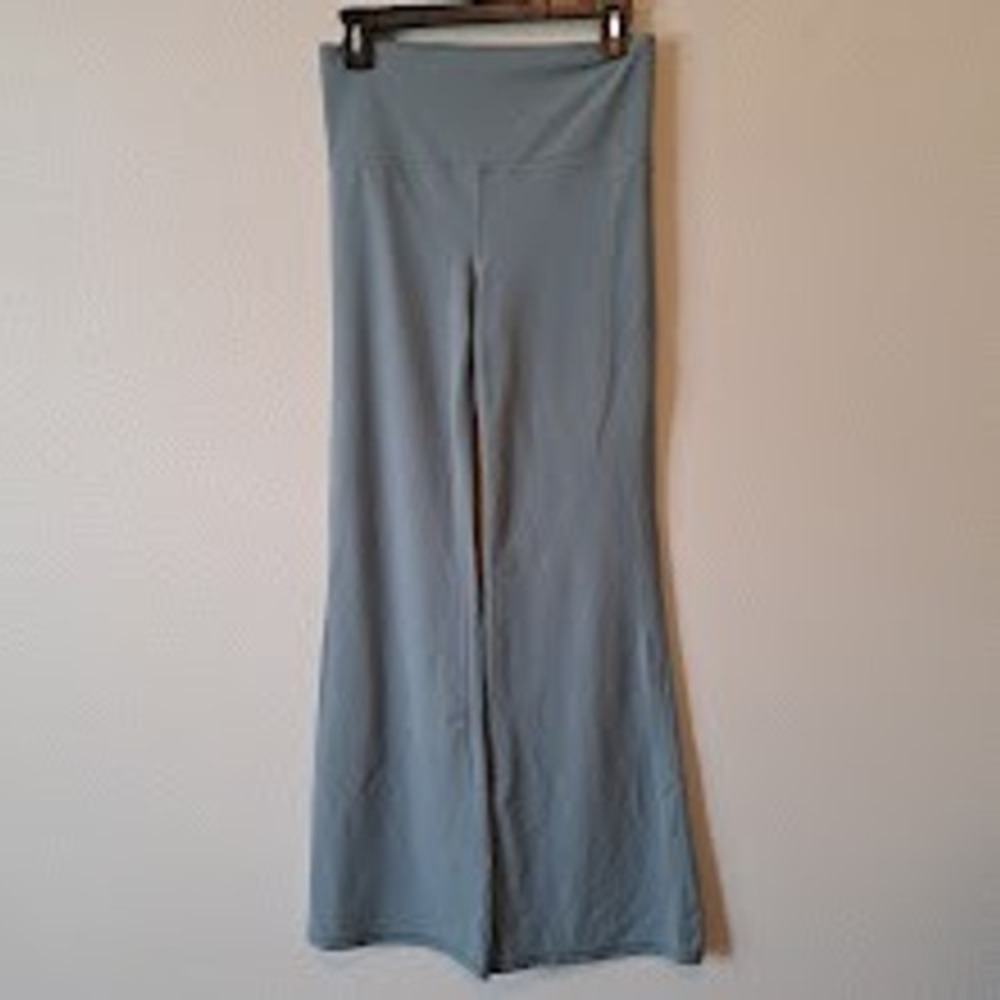 Athleta Elation Flare Pant Womens Medium Blue Grey High Rise Yoga Leggings M